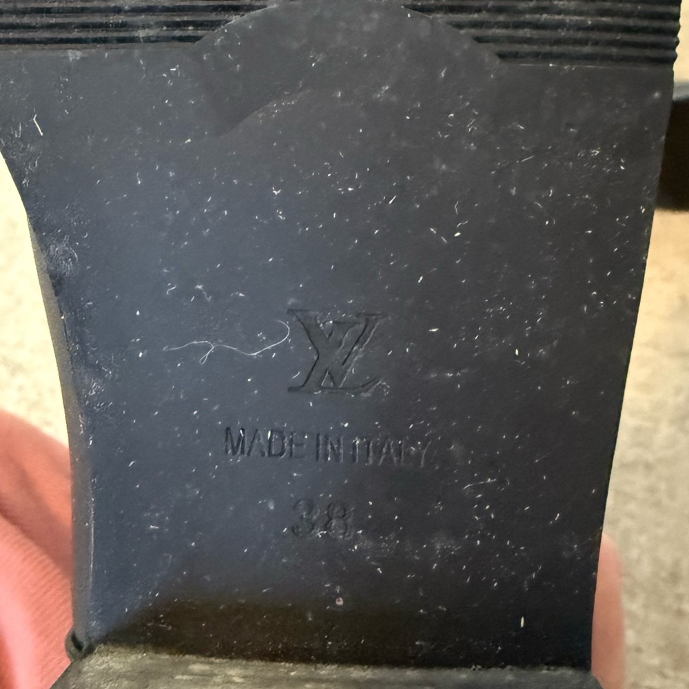 LV Boots - Picture 4 of 4